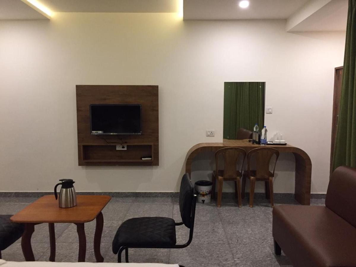 Hillfort Inn Sultan Bathery Dış mekan fotoğraf